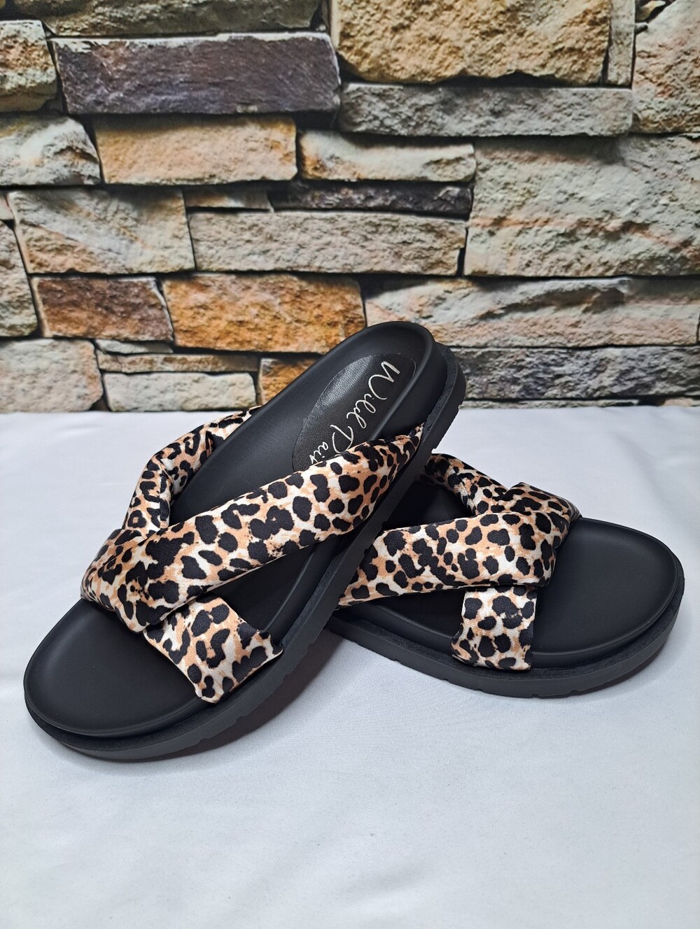 WILD PAIR 'BECK' LEAPORD SATIN TOP-KNOT ROUND-TOE SLIDE SANDALS NEW w/BOX